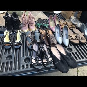 Womens Worn 7 - 8 Shoe lot